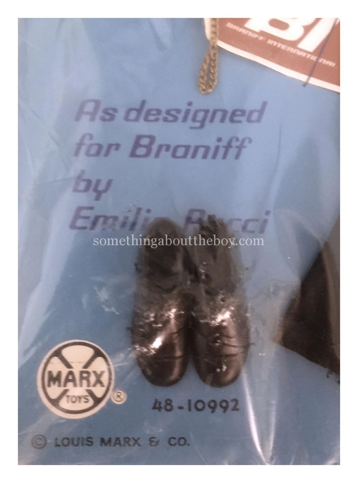 1967 #48-10992 Braniff Pilot Uniform in original packaging (detail)