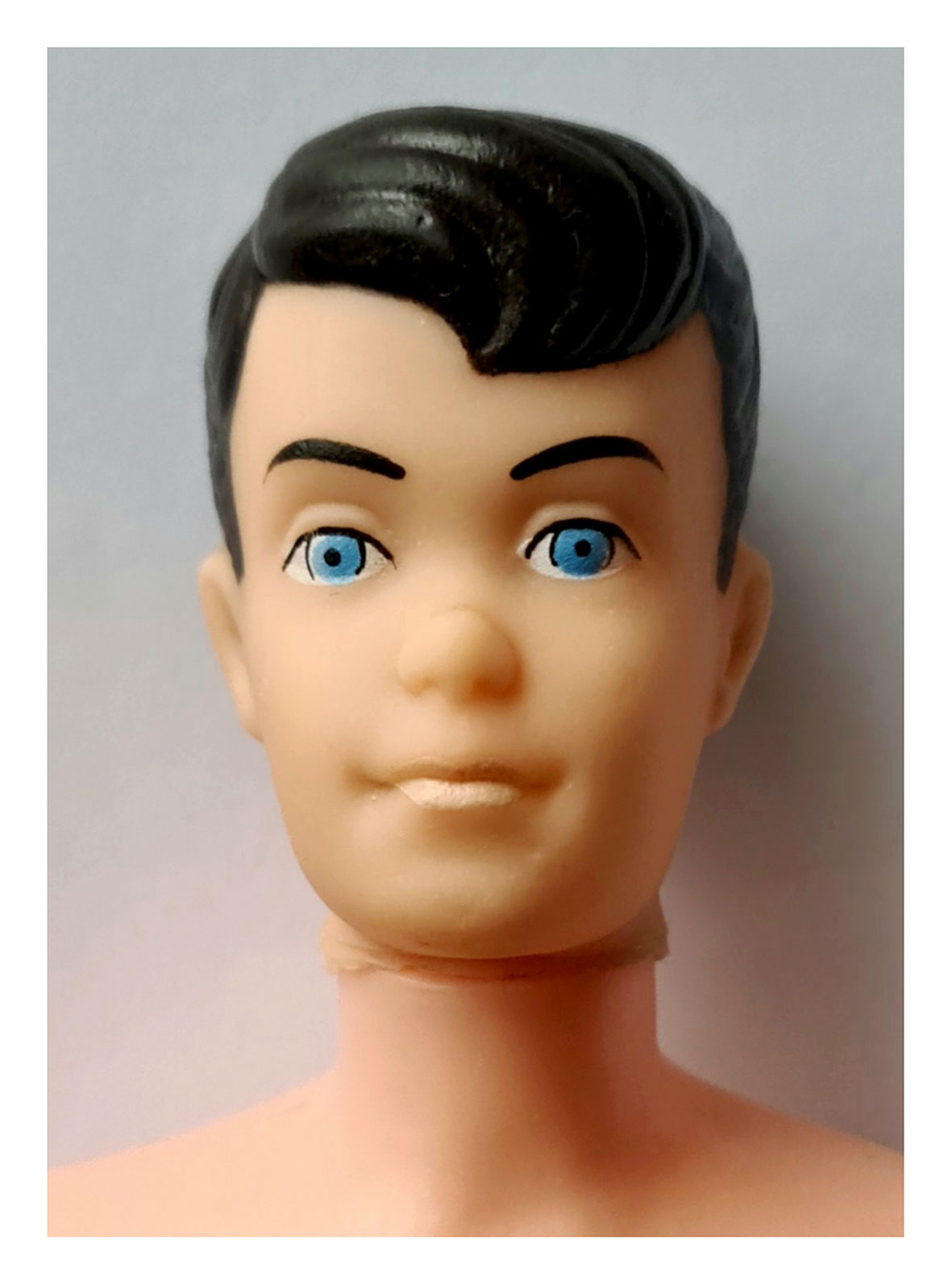 Clone Allan with black hair and blue eyes